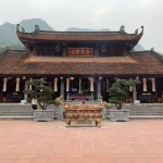 Văn khấn cầu công danh ở chùa Hương